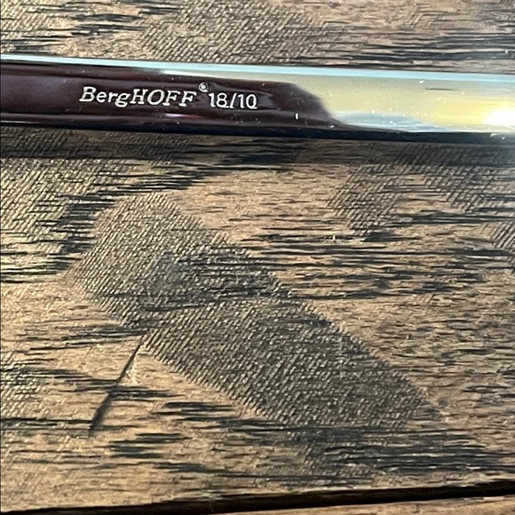 BergHOFF Essentials Stainless Salad Forks (7) - Picture 3 of 4